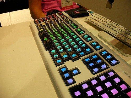 oled keyboard optimus maximus